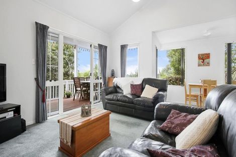 Photo of property in 29 Shetland Street, Glen Eden, Auckland, 0602