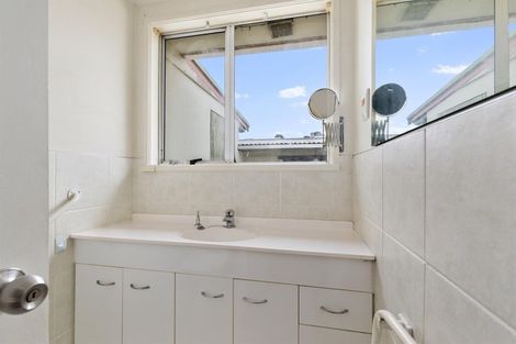 Photo of property in 3265 South Head Road, South Head, Helensville, 0874