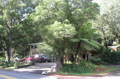 Photo of property in 92 Scenic Drive, Titirangi, Auckland, 0604