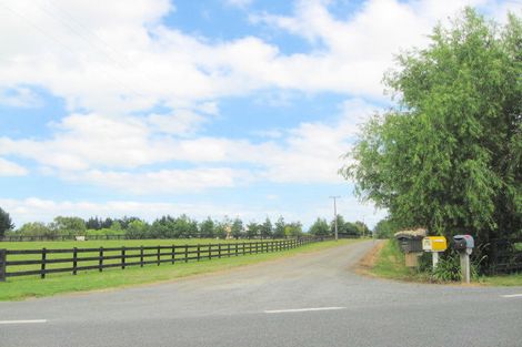 Photo of property in 203b Karaka Nth Road, Karaka, Papakura, 2580