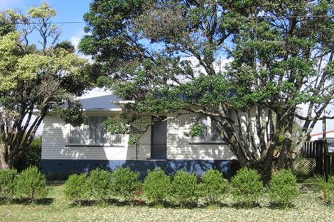 Photo of property in 42 Barrys Road, Glendene, Auckland, 0602