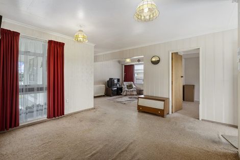 Photo of property in 8 Egmont Place, Westbrook, Palmerston North, 4412