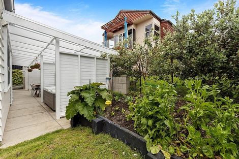 Photo of property in 26 Beach Road, Castor Bay, Auckland, 0620