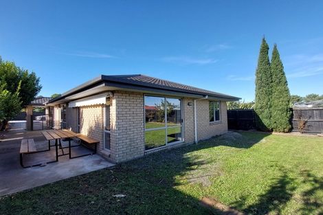Photo of property in 10 Netley Place, Aranui, Christchurch, 8061