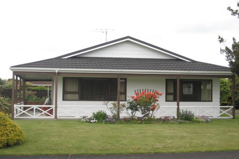 Photo of property in 4 Conrad Place, Leamington, Cambridge, 3432