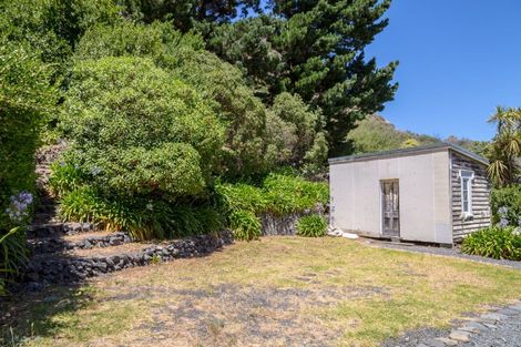 Photo of property in 44 Seaview Avenue, Cape Palliser, Pirinoa, 5772