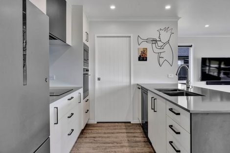 Photo of property in 51d Rata Street, Hawera, 4610