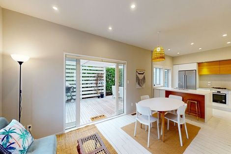 Photo of property in 143 Derwent Street, Island Bay, Wellington, 6023