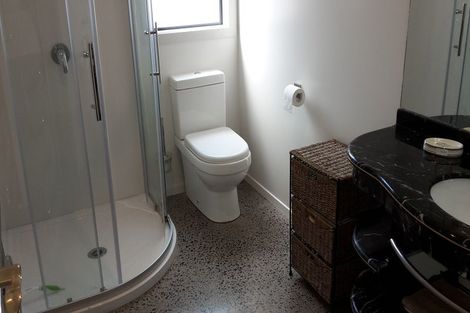 Photo of property in 84 Alpha Street, Cambridge, 3434