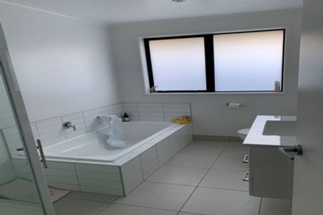 Photo of property in 146a Old Wairoa Road, Papakura, 2110