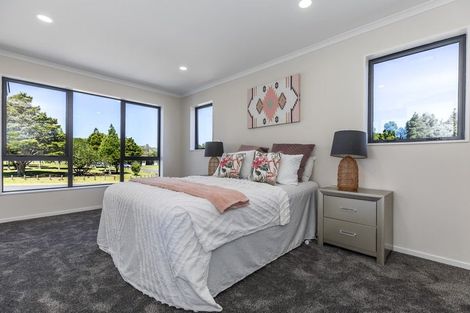 Photo of property in 2a Hughs Way, Flat Bush, Auckland, 2019