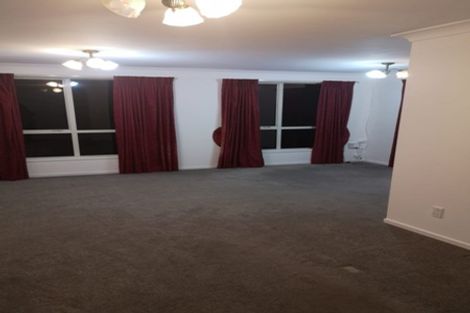 Photo of property in 9 Burnside Court, Rosedale, Auckland, 0632