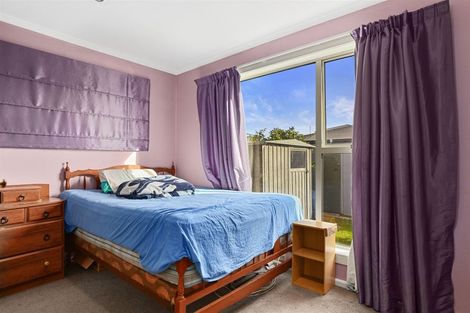 Photo of property in 41 Burnside Crescent, Burnside, Christchurch, 8053