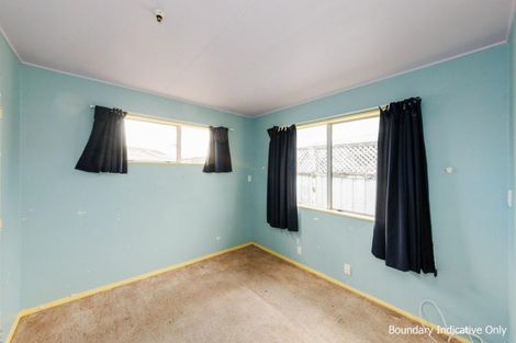 Photo of property in 27 Stirling Street, Levin, 5510