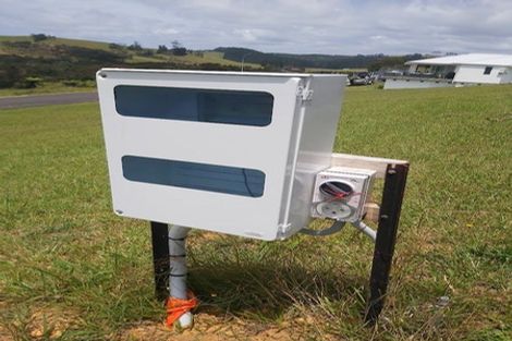 Photo of property in 4 Lori Lane, Coopers Beach, 0420