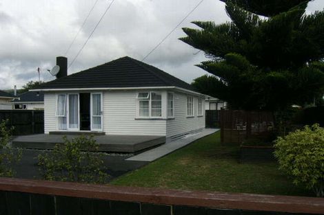 Photo of property in 1/109 Clevedon Road, Papakura, 2110