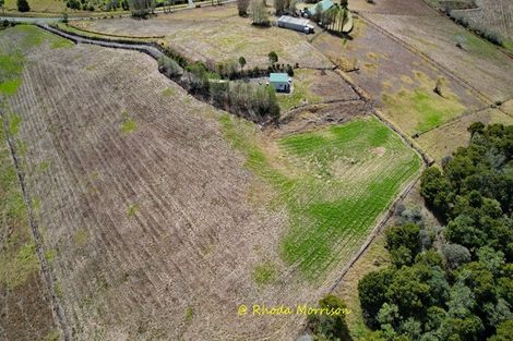 Photo of property in 196 Metcalfe Road, Matakohe, 0593