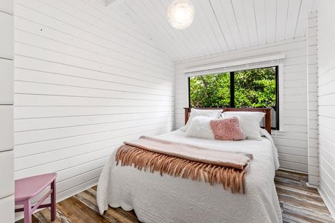 Photo of property in 105 Ladies Mile, Manly, Whangaparaoa, 0930