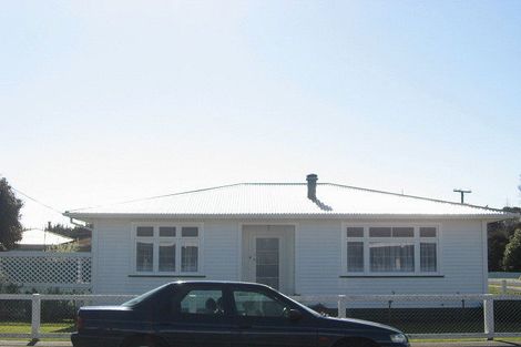 Photo of property in 11 Station Road, Marton, 4710