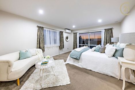 Photo of property in 134 Keri Vista Rise, Papakura, 2110