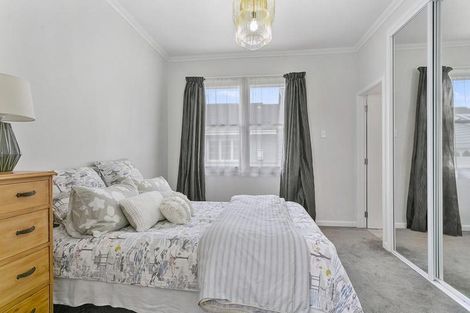 Photo of property in 110a Williams Street, Cambridge, 3434