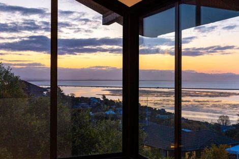 Photo of property in 1 Cape View, Atawhai, Nelson, 7010