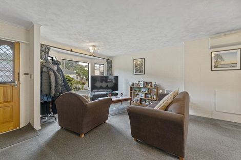 Photo of property in 108 Oxford Street, Tawa, Wellington, 5028