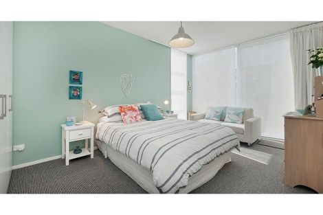 Photo of property in 33 Stoke Street, Sumner, Christchurch, 8081