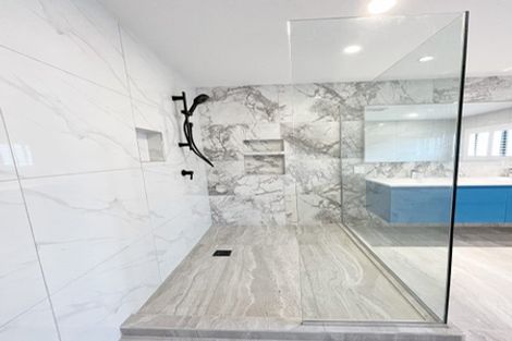 Photo of property in 3 Ballintra Close, Pinehill, Auckland, 0632