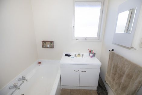 Photo of property in 7a Wordsworth Crescent, Maraenui, Napier, 4110