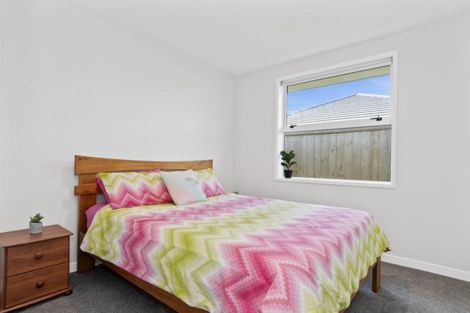 Photo of property in 63 Te Kio Crescent, Papamoa Beach, Papamoa, 3118