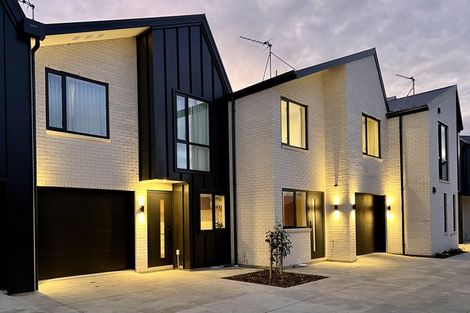 Photo of property in 4/133 Blighs Road, Strowan, Christchurch, 8052