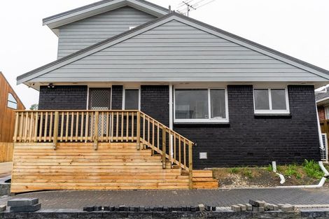 Photo of property in 26 Toru Street, Te Atatu Peninsula, Auckland, 0610