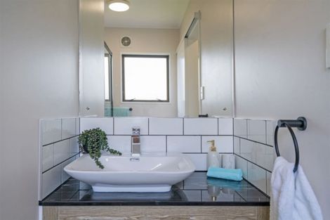 Photo of property in 2a Nicholas Avenue, Whitianga, 3510