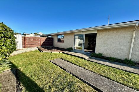 Photo of property in 4 Douglas Street, Balclutha, 9230