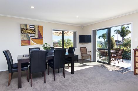 Photo of property in 1 Ludlow Place, Pukekohe, 2120