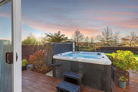 Photo of property in 9 Bracken Mews, Pyes Pa, Tauranga, 3112