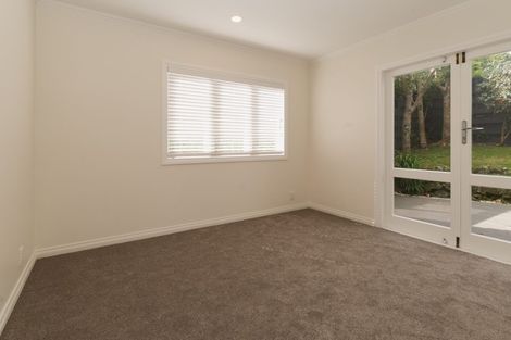 Photo of property in 13a Huapai Street, Onehunga, Auckland, 1061