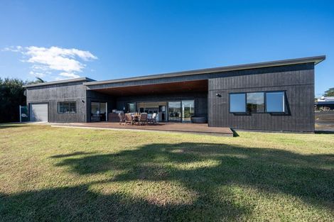 Photo of property in 12 Ivy Lane, Mangawhai Heads, 0505