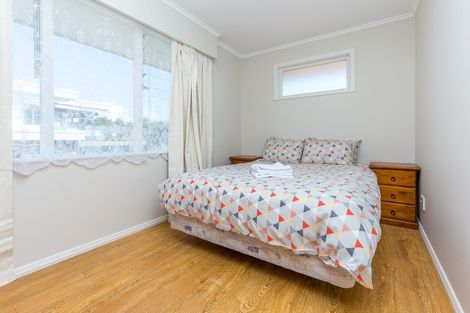 Photo of property in 122 Pah Road, Cockle Bay, Auckland, 2014