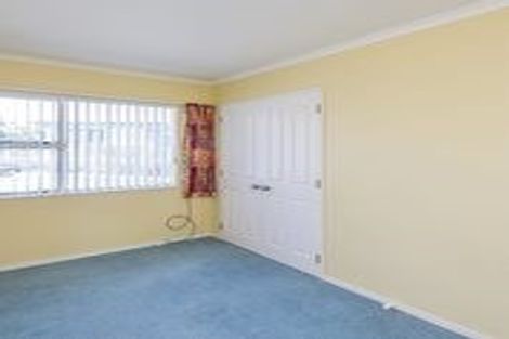 Photo of property in 5 Adrian Grove, Waikanae Beach, Waikanae, 5036