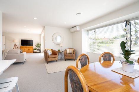 Photo of property in 12a Lucknow Road, Havelock North, 4130