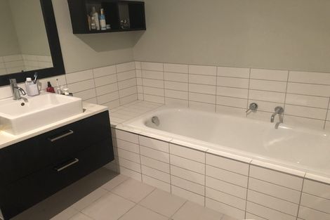 Photo of property in Chews Lane Apartments, 8a/9 Chews Lane, Wellington Central, Wellington, 6011