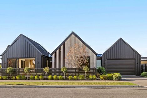 Photo of property in 121 Claridges Road, Casebrook, Christchurch, 8051