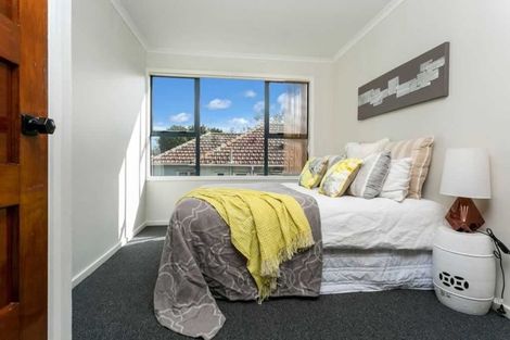 Photo of property in 100 Avenue Road, Otahuhu, Auckland, 1062