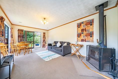 Photo of property in 3 Amber Grove, Birchville, Upper Hutt, 5018