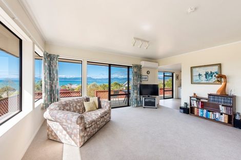Photo of property in 10 Van Beek Place, Ruby Bay, Mapua, 7005