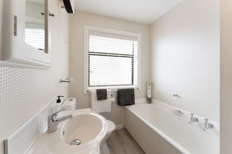 Photo of property in 1/920 Avonside Drive, Avondale, Christchurch, 8061