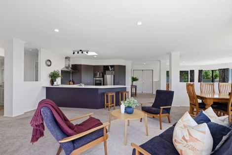 Photo of property in 15 Ashgrove Place, Ohauiti, Tauranga, 3112