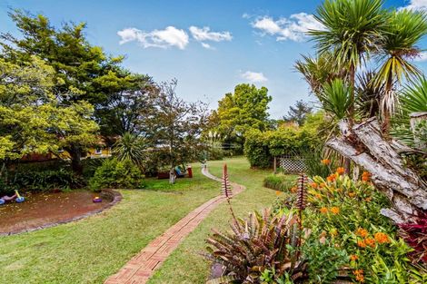Photo of property in 13 Tahi Terrace, Glen Eden, Auckland, 0602
